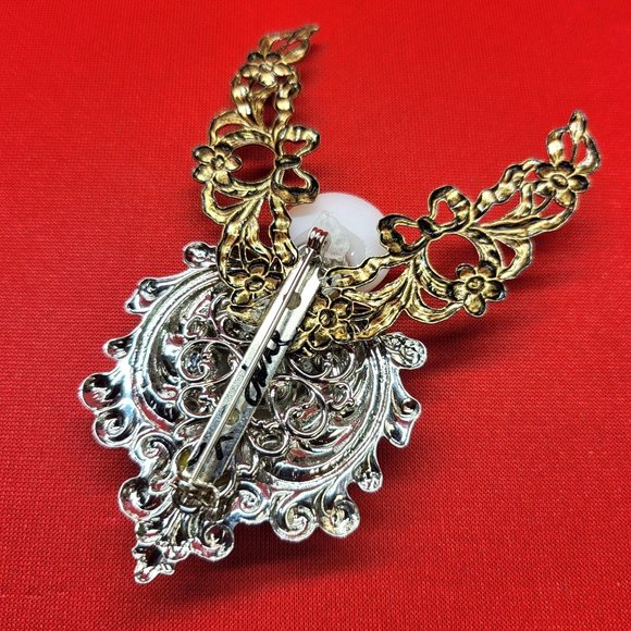 Jane Angel Pin Brooch Metal Gold Silver Signed - Picture 12 of 12